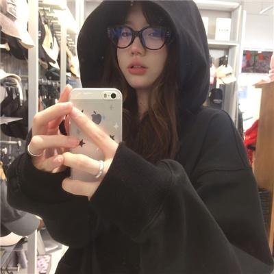 生命宛如幽暗长河